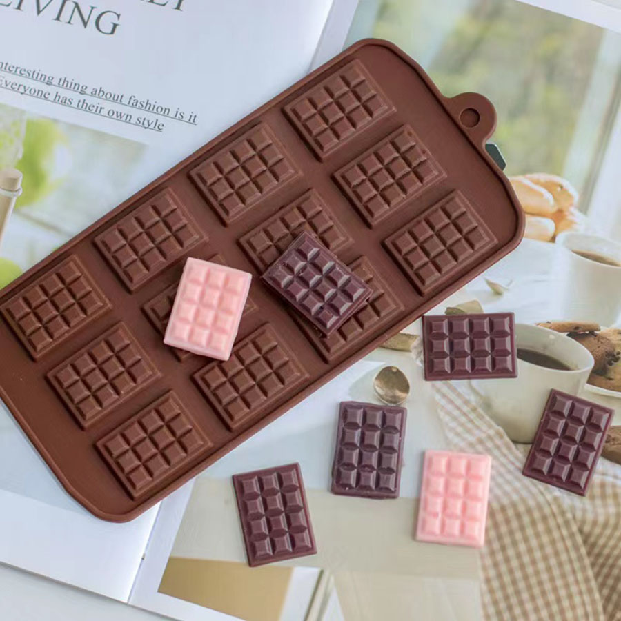 1pc Chocolate Mold 3D Silicone - Kitchen Hanging Gadgets review and price