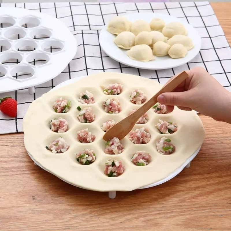 Dumpling Mold 19 Hole Maker La - Kitchen Gadgets Dumpling Maker review and price